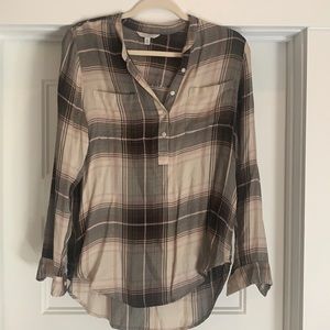 Lucky Brand light weight flannel/shirt. Pink black cream size small